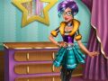 Игра Трис: Облечи куклата за подиума онлайн