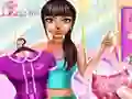 Игра Списание Cheerleader: Облечи момичетата онлайн