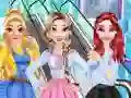 Игра Любимите Дрехи на Принцеса онлайн Игра Любимите Дрехи на Принцеса онлайн